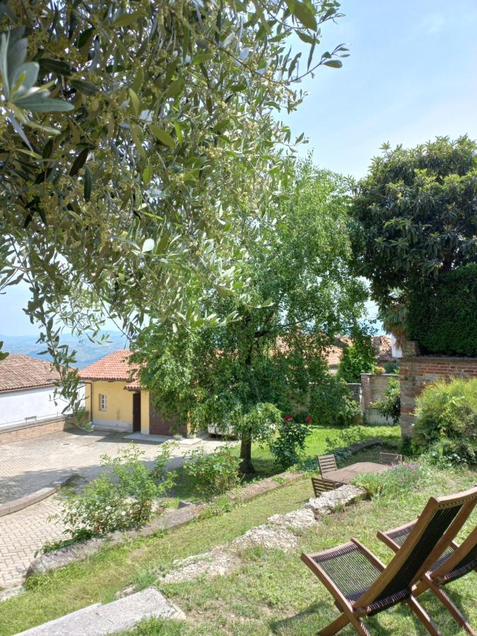 Appartement Il Giardino Di Olivia à Guarene Extérieur photo