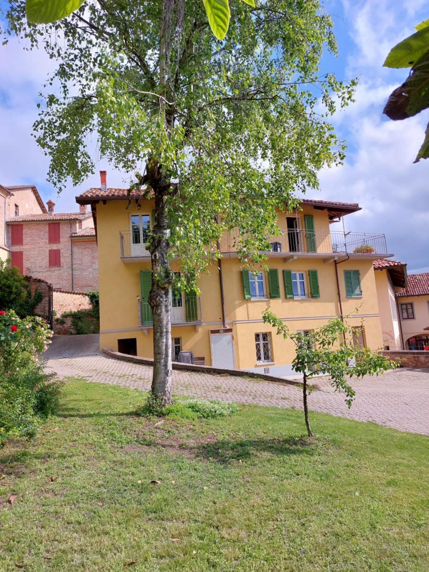 Appartement Il Giardino Di Olivia à Guarene Extérieur photo