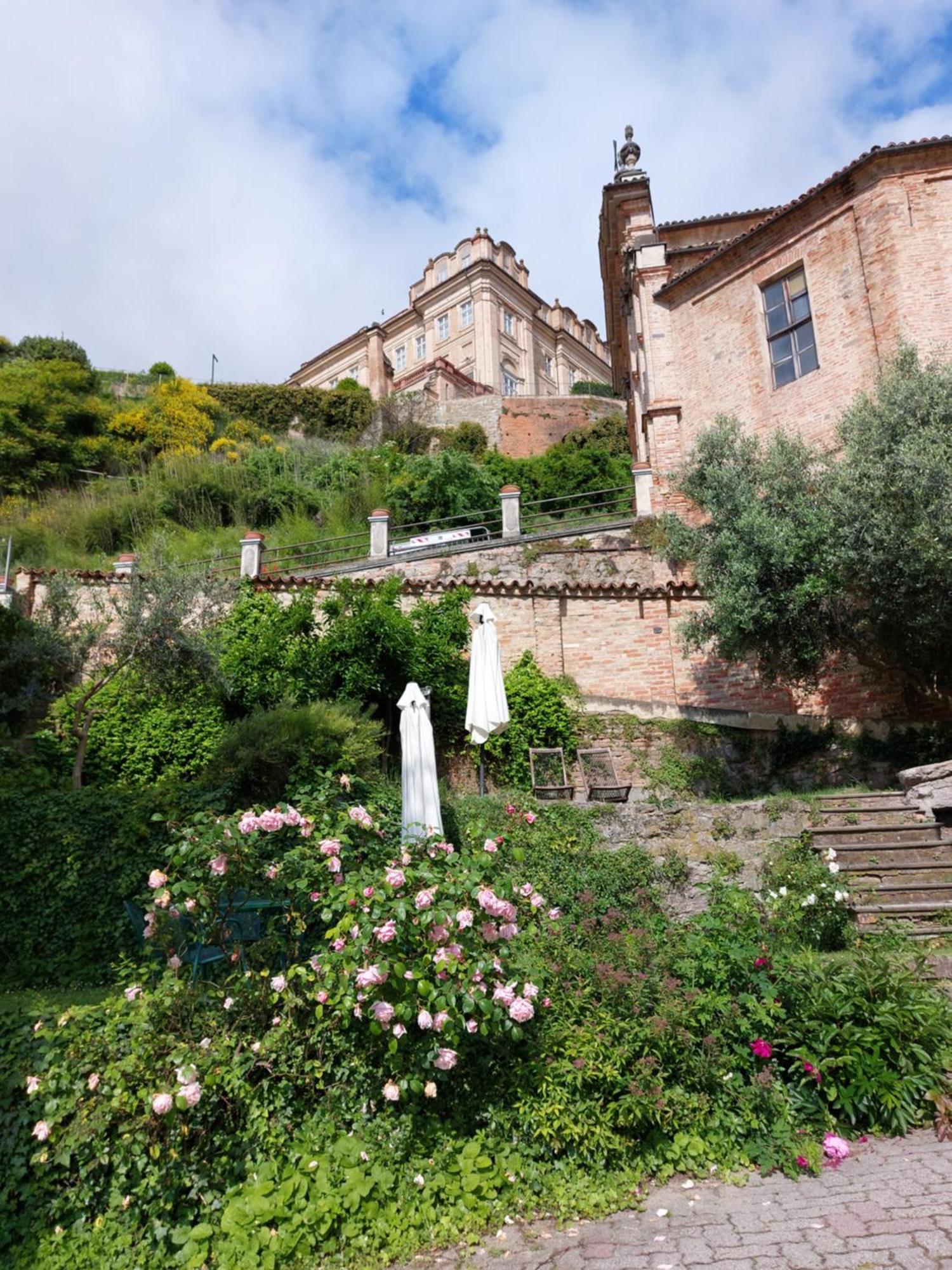 Appartement Il Giardino Di Olivia à Guarene Extérieur photo